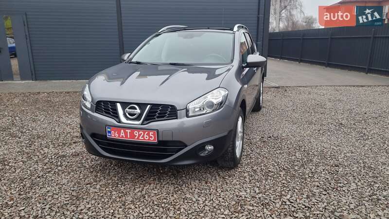 Внедорожник / Кроссовер Nissan Qashqai+2 2011 в Коростене
