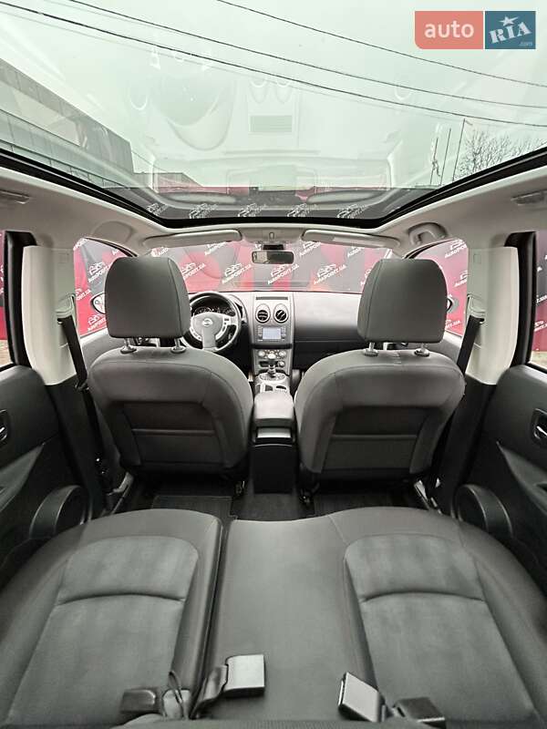 Позашляховик / Кросовер Nissan Qashqai+2 2011 в Сумах