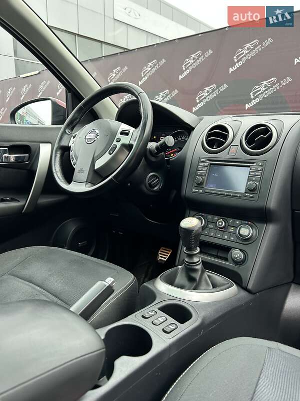 Позашляховик / Кросовер Nissan Qashqai+2 2011 в Сумах