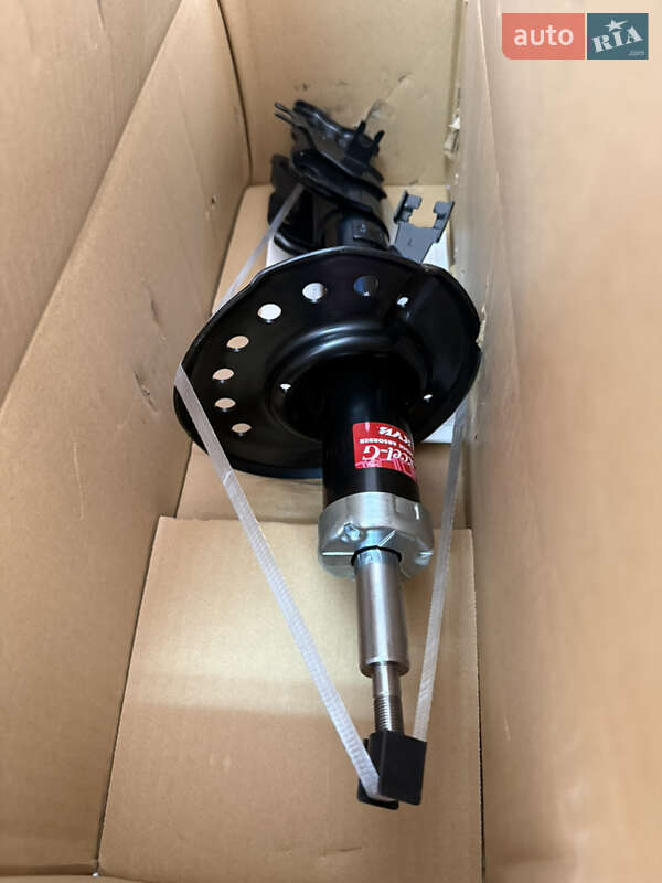 Позашляховик / Кросовер Nissan Qashqai+2 2012 в Чернівцях фото 24 Позашляховик / Кросовер Nissan Qashqai+2 2012 в Чернівцях