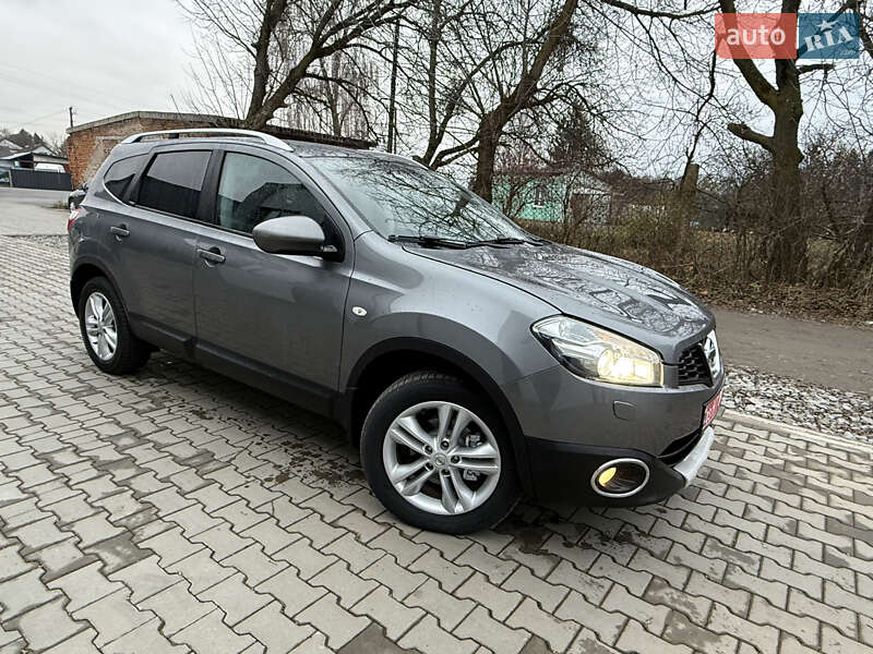 Позашляховик / Кросовер Nissan Qashqai+2 2010 в Млиніві фото 2 Позашляховик / Кросовер Nissan Qashqai+2 2010 в Млиніві