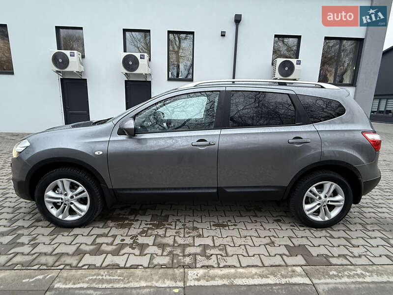 Позашляховик / Кросовер Nissan Qashqai+2 2010 в Млиніві фото 7 Позашляховик / Кросовер Nissan Qashqai+2 2010 в Млиніві