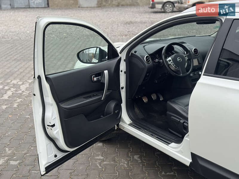 Позашляховик / Кросовер Nissan Qashqai+2 2013 в Костопілі