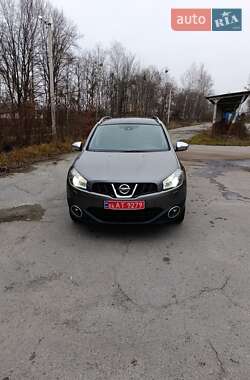 Внедорожник / Кроссовер Nissan Qashqai+2 2011 в Звягеле