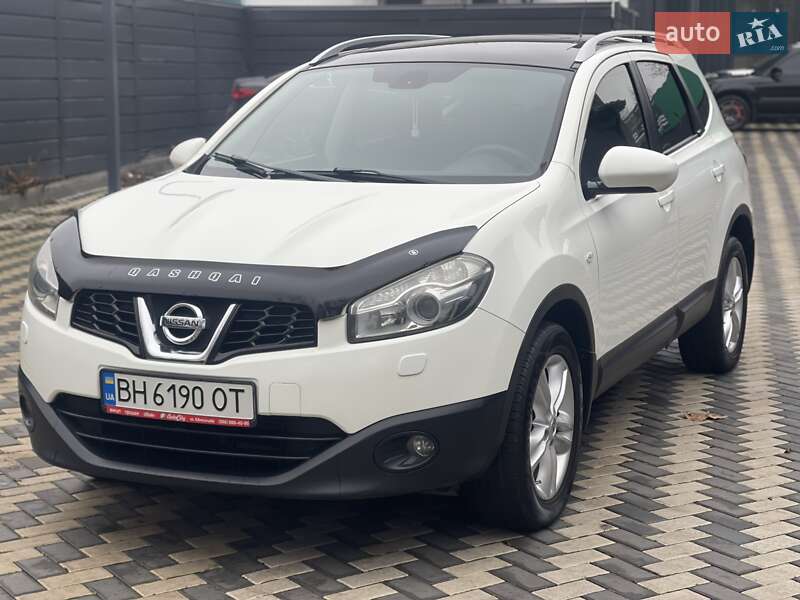 Nissan Qashqai+2 2012