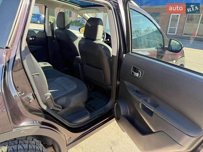 Внедорожник / Кроссовер Nissan Qashqai+2 2010 в Жмеринке