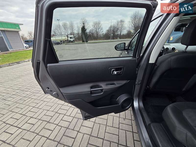 Внедорожник / Кроссовер Nissan Qashqai+2 2013 в Калуше