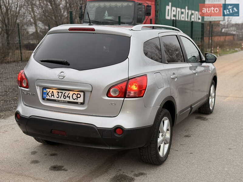 Позашляховик / Кросовер Nissan Qashqai+2 2008 в Києві