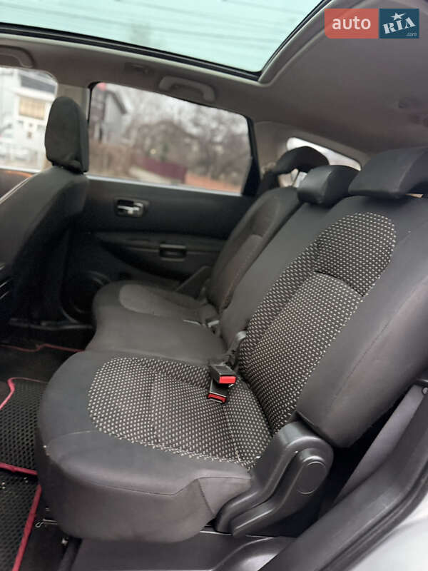 Позашляховик / Кросовер Nissan Qashqai+2 2008 в Києві