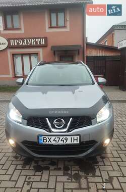 Внедорожник / Кроссовер Nissan Qashqai+2 2011 в Красилове