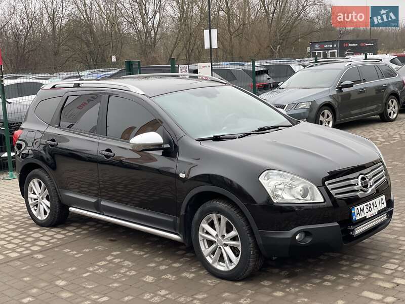 Внедорожник / Кроссовер Nissan Qashqai+2 2009 в Бердичеве