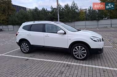 Позашляховик / Кросовер Nissan Qashqai+2 2011 в Луцьку