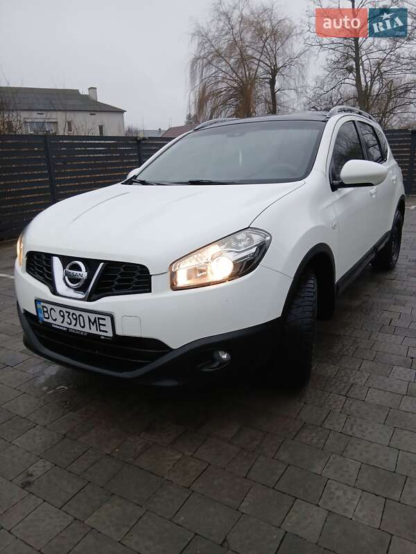 Внедорожник / Кроссовер Nissan Qashqai+2 2012 в Каменке-Бугской