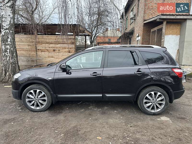 Внедорожник / Кроссовер Nissan Qashqai+2 2012 в Полтаве