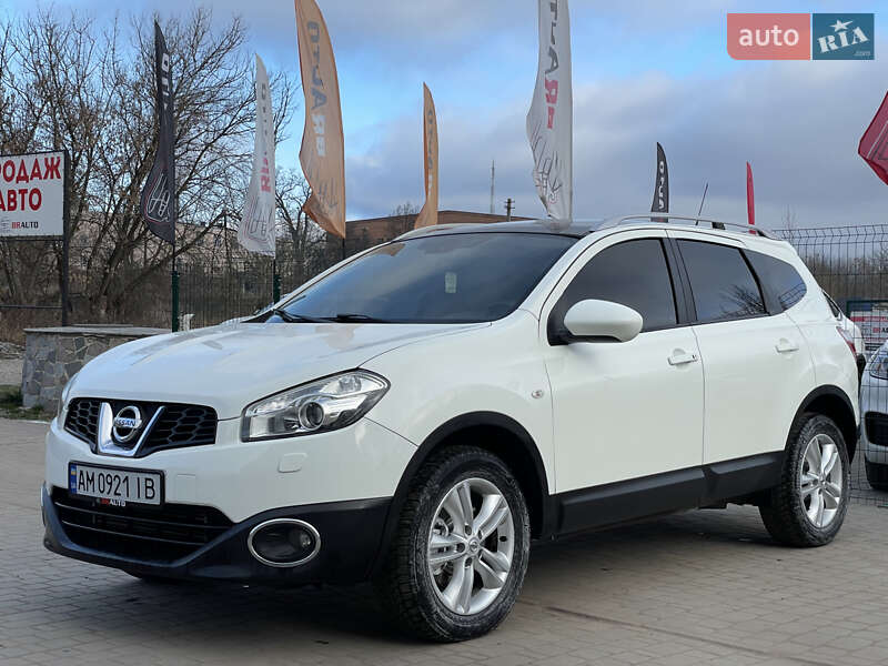 Nissan Qashqai+2 2013