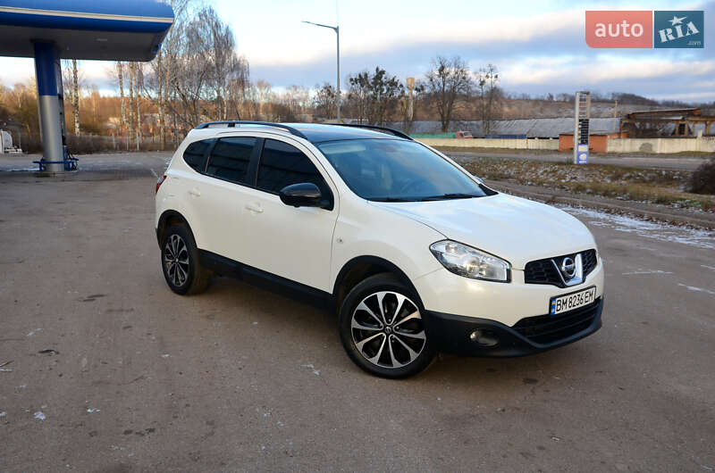 Nissan Qashqai+2 2013