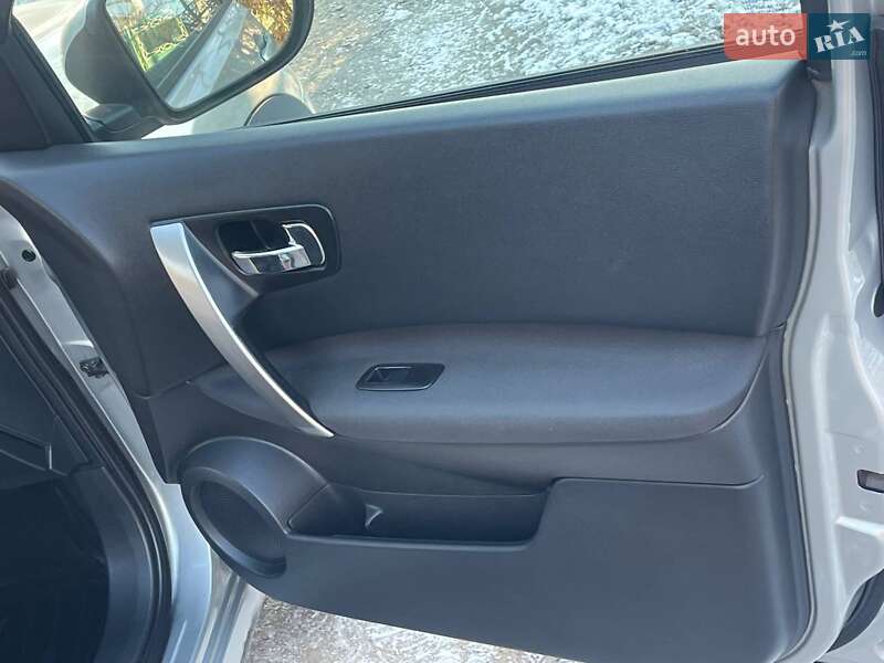 Внедорожник / Кроссовер Nissan Qashqai+2 2008 в Ровно фото 64 Внедорожник / Кроссовер Nissan Qashqai+2 2008 в Ровно