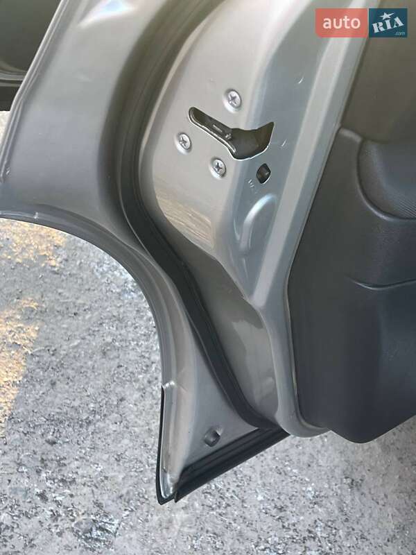 Внедорожник / Кроссовер Nissan Qashqai+2 2008 в Ровно фото 74 Внедорожник / Кроссовер Nissan Qashqai+2 2008 в Ровно