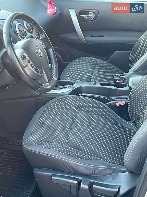 Внедорожник / Кроссовер Nissan Qashqai+2 2008 в Ровно фото 79 Внедорожник / Кроссовер Nissan Qashqai+2 2008 в Ровно
