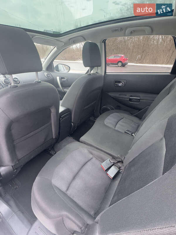 Позашляховик / Кросовер Nissan Qashqai+2 2011 в Луцьку