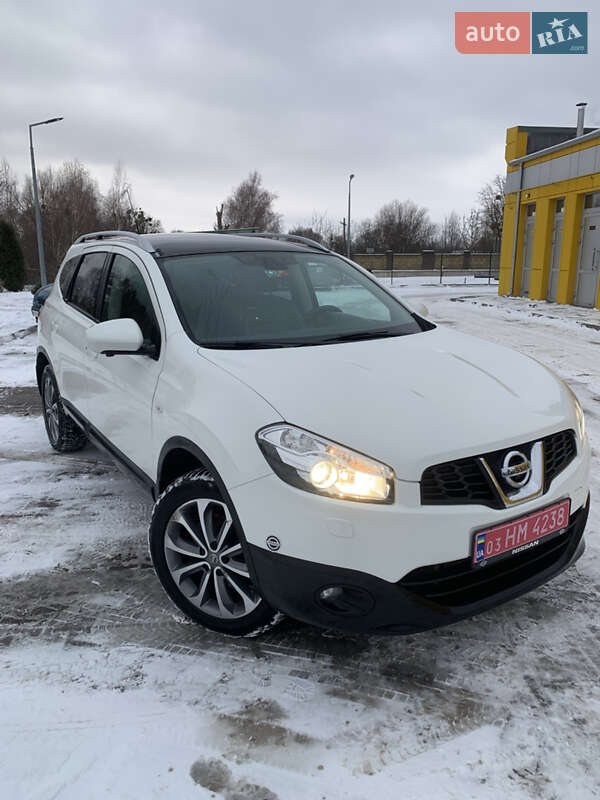 Внедорожник / Кроссовер Nissan Qashqai+2 2013 в Дубно