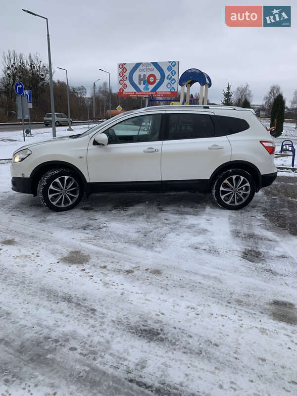 Внедорожник / Кроссовер Nissan Qashqai+2 2013 в Дубно