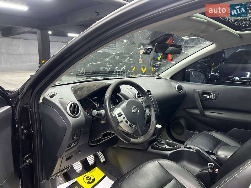 Внедорожник / Кроссовер Nissan Qashqai+2 2012 в Черновцах