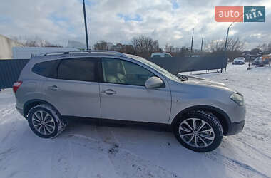 Позашляховик / Кросовер Nissan Qashqai+2 2010 в Хмельницькому