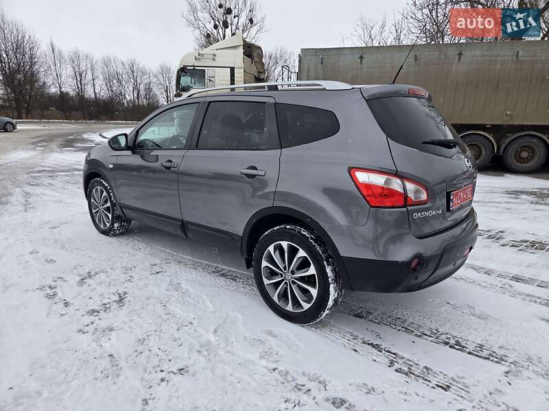Позашляховик / Кросовер Nissan Qashqai+2 2012 в Калуші