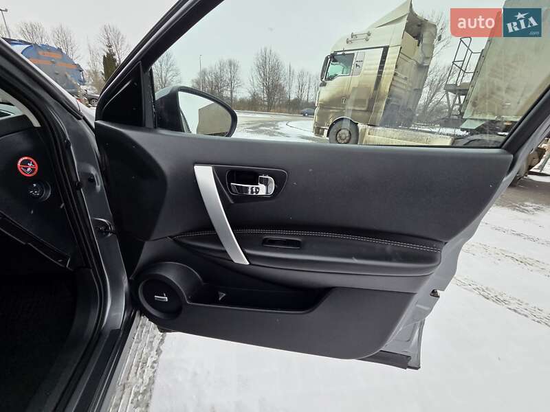 Позашляховик / Кросовер Nissan Qashqai+2 2012 в Калуші