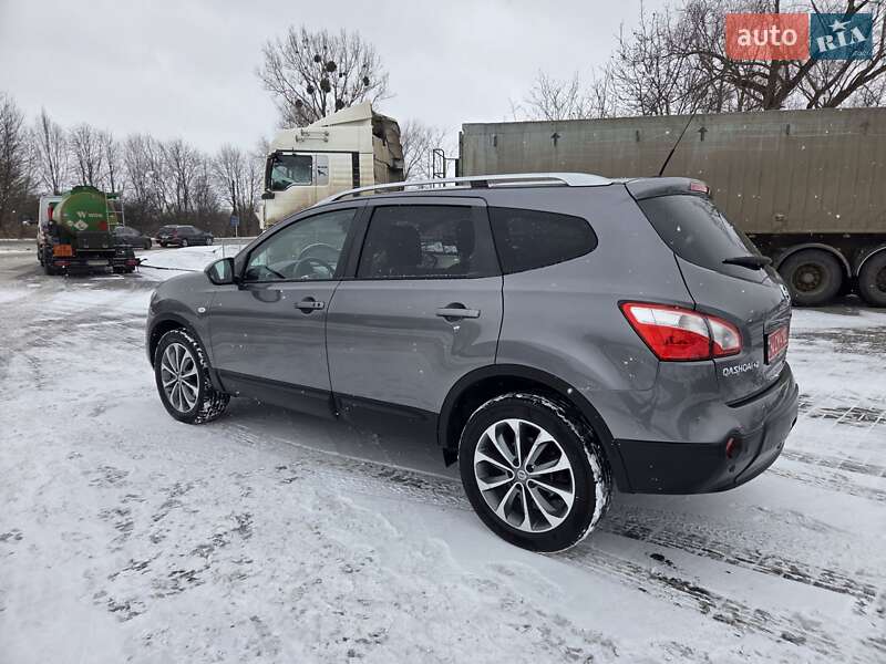 Позашляховик / Кросовер Nissan Qashqai+2 2012 в Калуші
