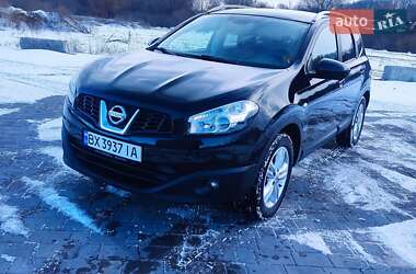 Внедорожник / Кроссовер Nissan Qashqai+2 2010 в Хмельницком