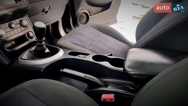 Внедорожник / Кроссовер Nissan Qashqai+2 2012 в Кременчуге фото 99 Внедорожник / Кроссовер Nissan Qashqai+2 2012 в Кременчуге