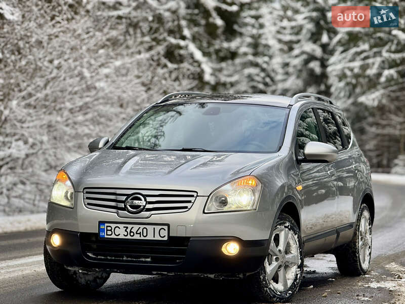 Позашляховик / Кросовер Nissan Qashqai+2 2009 в Міжгір'ї