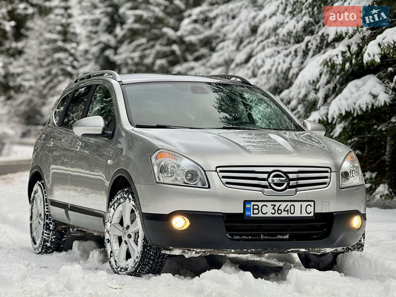 Позашляховик / Кросовер Nissan Qashqai+2 2009 в Міжгір'ї