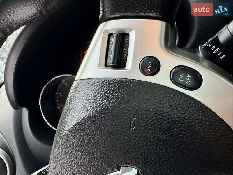 Позашляховик / Кросовер Nissan Qashqai+2 2009 в Міжгір'ї