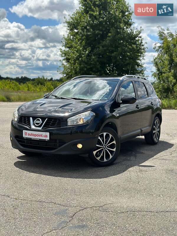 Nissan Qashqai+2 2012