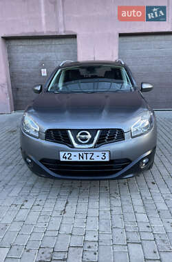 Внедорожник / Кроссовер Nissan Qashqai+2 2010 в Львове