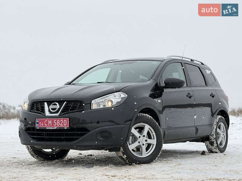 Nissan Qashqai+2 2011
