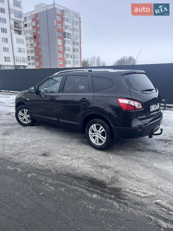 Nissan Qashqai+2 2013