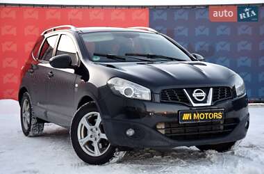 Позашляховик / Кросовер Nissan Qashqai+2 2011 в Києві