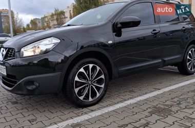 Внедорожник / Кроссовер Nissan Qashqai+2 2011 в Киеве