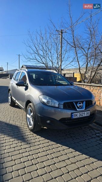 Nissan Qashqai+2 2012