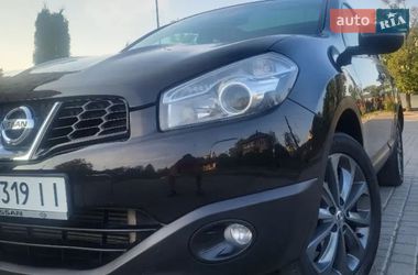 Позашляховик / Кросовер Nissan Qashqai+2 2011 в Івано-Франківську