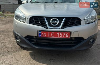 Позашляховик / Кросовер Nissan Qashqai+2 2013 в Олевську