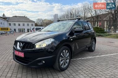 Внедорожник / Кроссовер Nissan Qashqai+2 2010 в Луцке