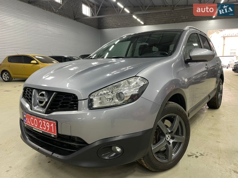 Nissan Qashqai+2 2012