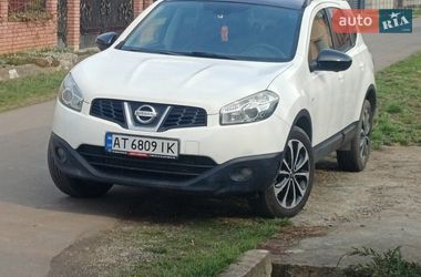 Позашляховик / Кросовер Nissan Qashqai+2 2013 в Івано-Франківську