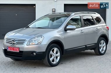 Внедорожник / Кроссовер Nissan Qashqai+2 2010 в Староконстантинове