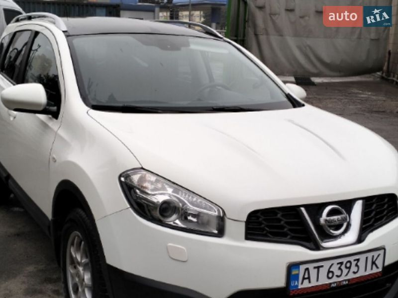 Nissan Qashqai+2 2011
